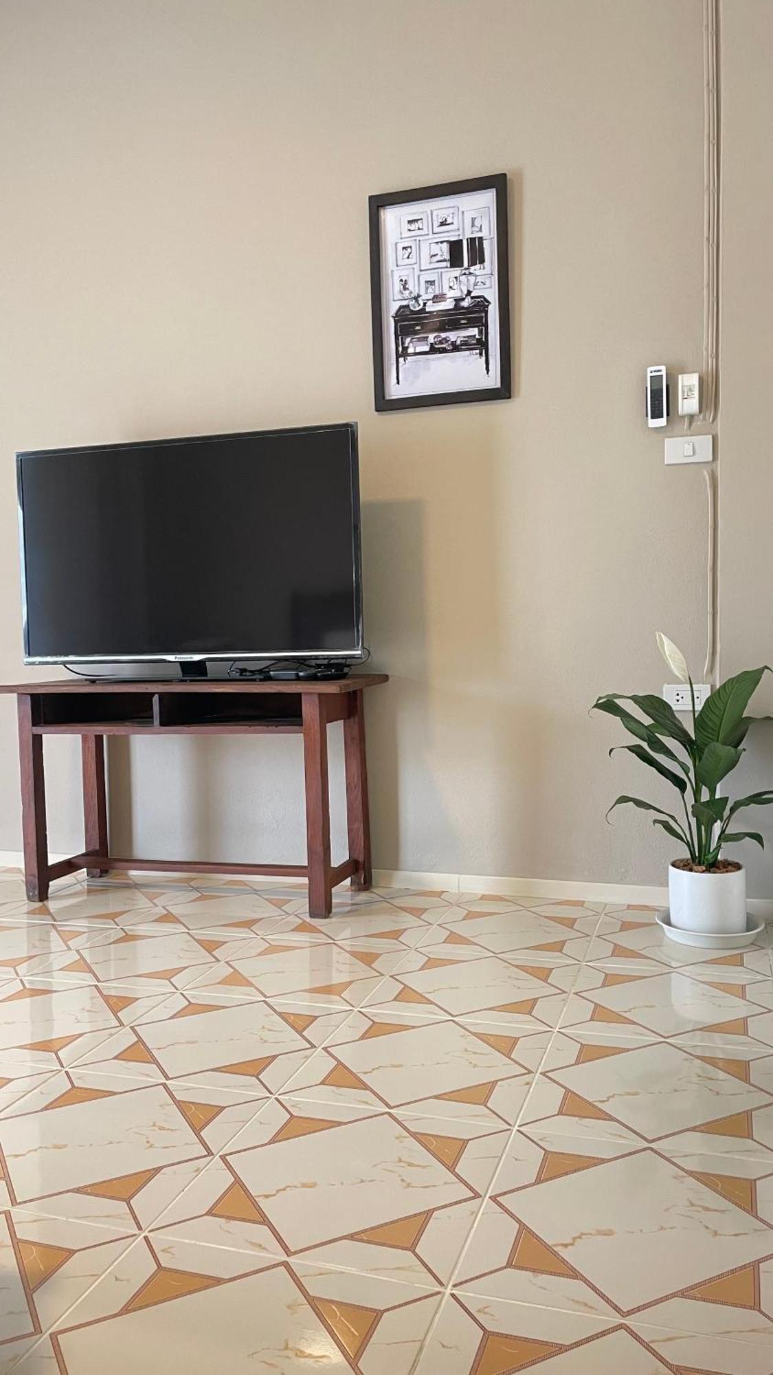 Ay'S House Aparthotel Чиангмай Екстериор снимка