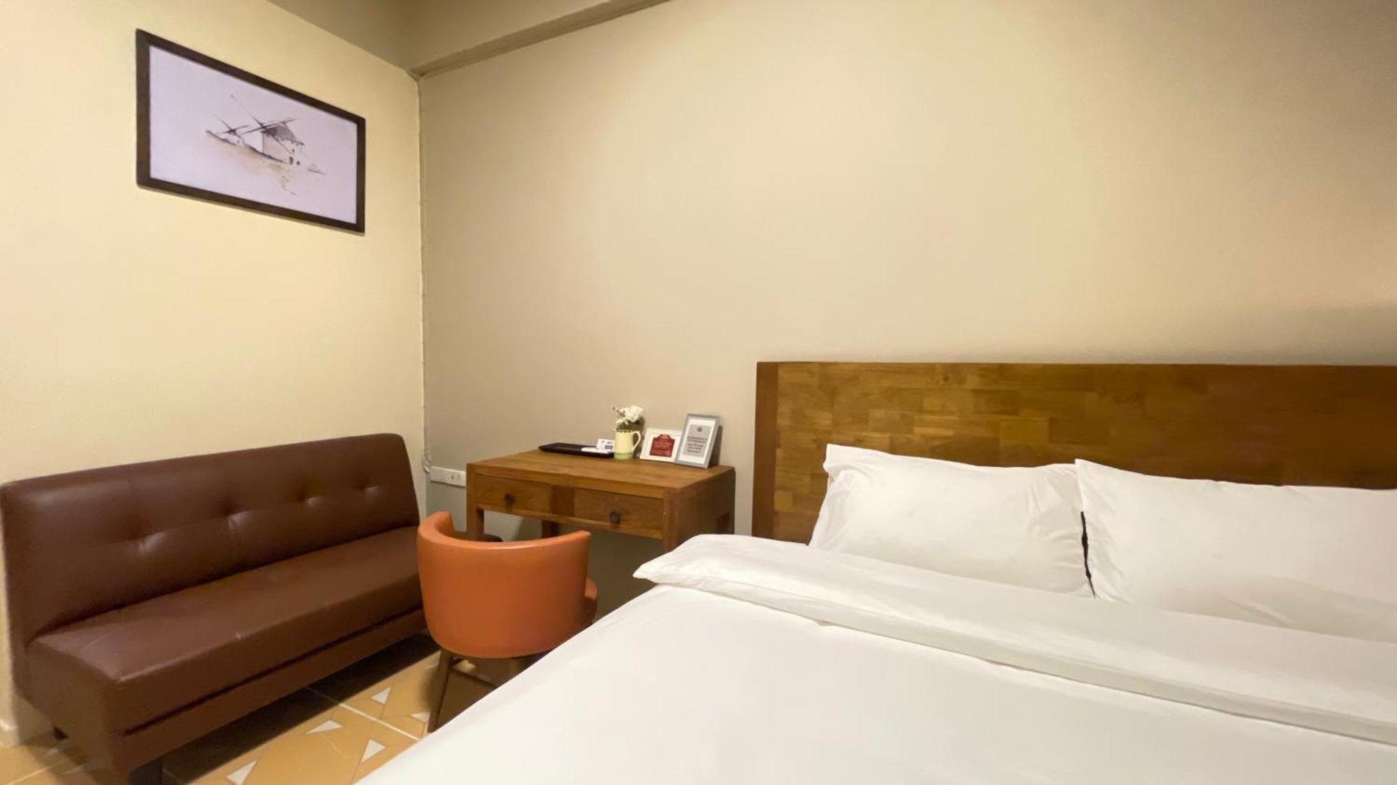 Ay'S House Aparthotel Чиангмай Екстериор снимка